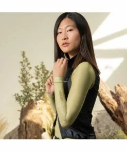 Chaleco GOBIK Plus 2.0 Mujer Royal Black -Bicicletas Ventas chaleco gobik plus 20 mujer royal black 2